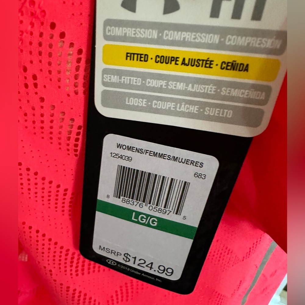 Under Armour Vent HeatGear Hooded Running Jacket Bright Pink Women's Large NWTs - Picture 8 of 13